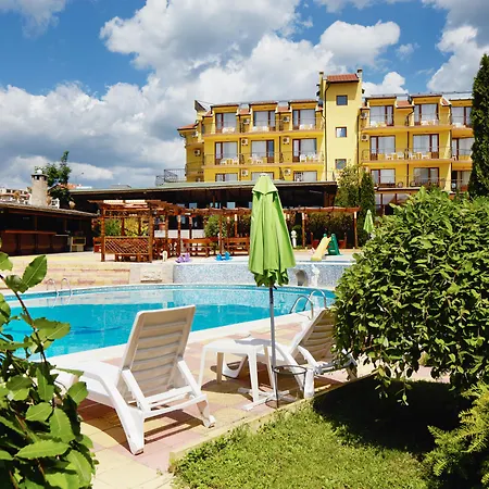 Yalta Complex 3* Napospart