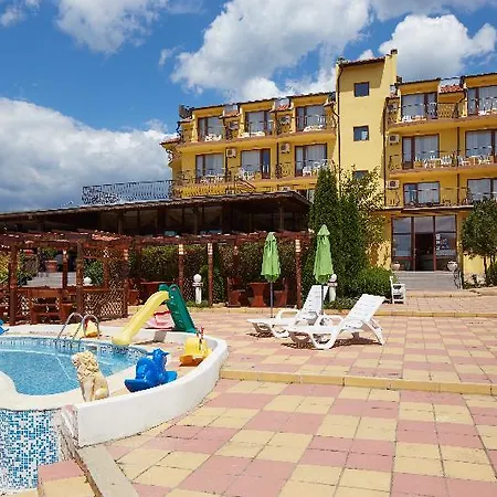 Szálloda Yalta Complex 3*